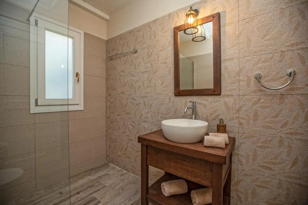 Luxury Villa Above Emblisi Beach , With Heated Pool ! Fiskardo