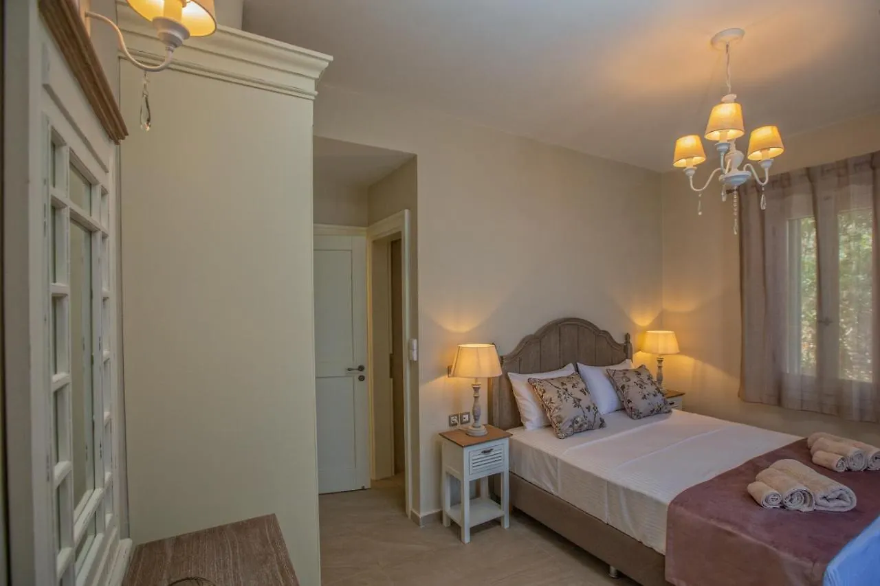 Luxury Villa Above Emblisi Beach , With Heated Pool ! Fiskardo