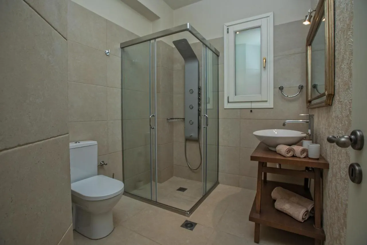 Luxury Villa Above Emblisi Beach , With Heated Pool ! Fiskardo