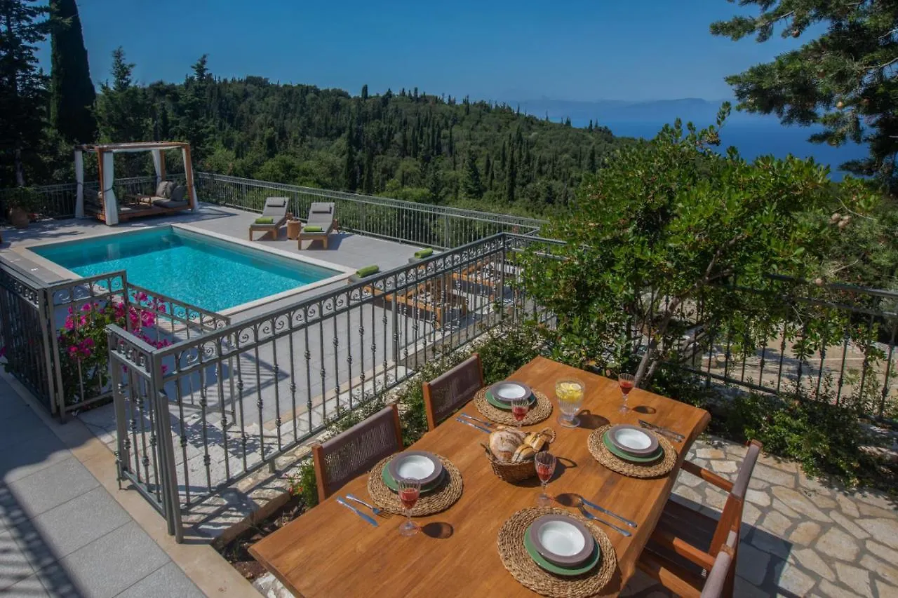 Luxury Villa Above Emblisi Beach , With Heated Pool ! Fiskardo