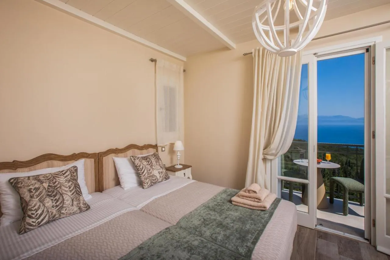 Luxury Villa Above Emblisi Beach , With Heated Pool ! Fiskardo 0*,
