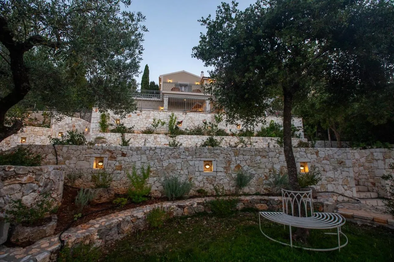 Luxury Villa Above Emblisi Beach , With Heated Pool ! Fiskardo