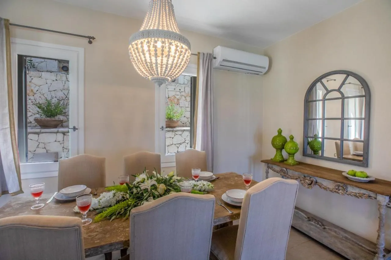 Luxury Villa Above Emblisi Beach , With Heated Pool ! Fiskardo